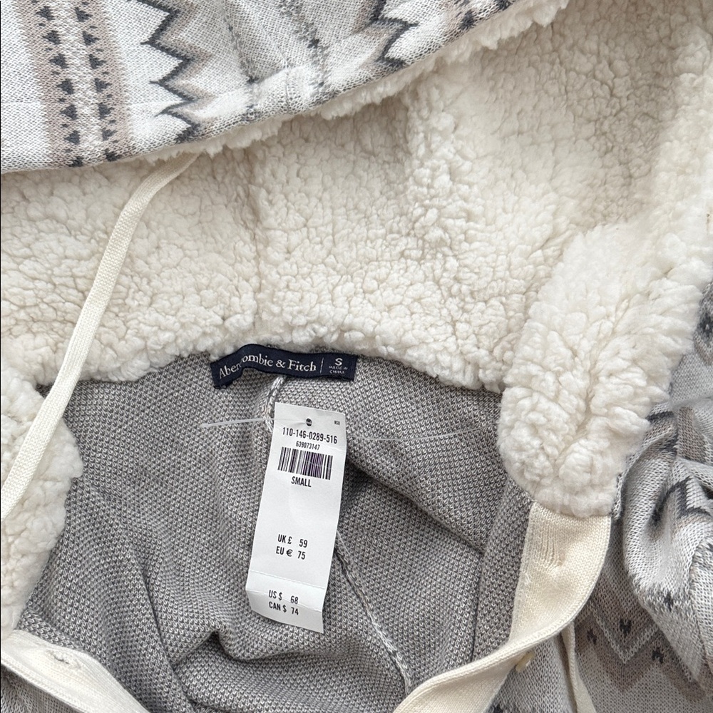 Abercrombie & Fitch Cream Patterned Pajama jumpsuit - Picture 9 of 11